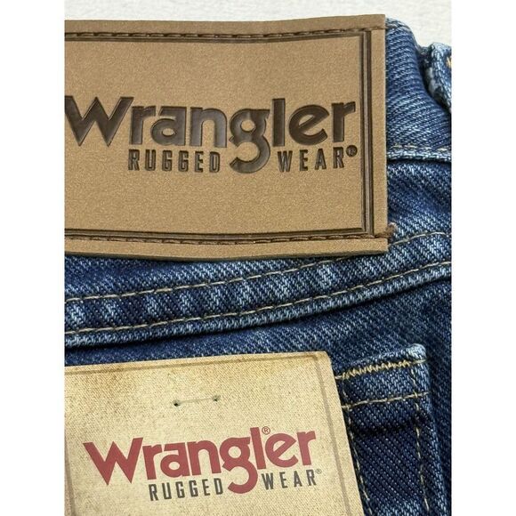 Wrangler Relaxed Fit Jeans Mens 36x34 Blue Denim Rugged Wear Bootcut New Tags - Picture 9 of 14